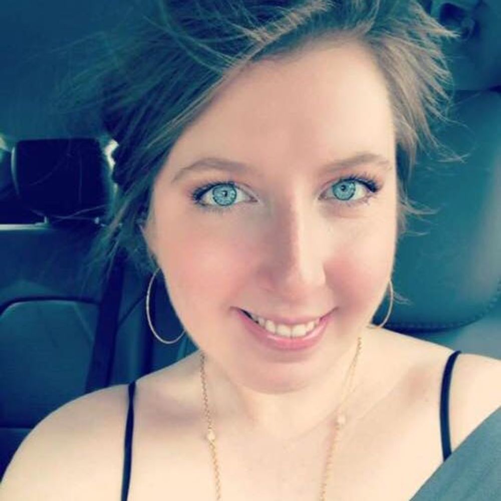 Meet your Posher, Kayla